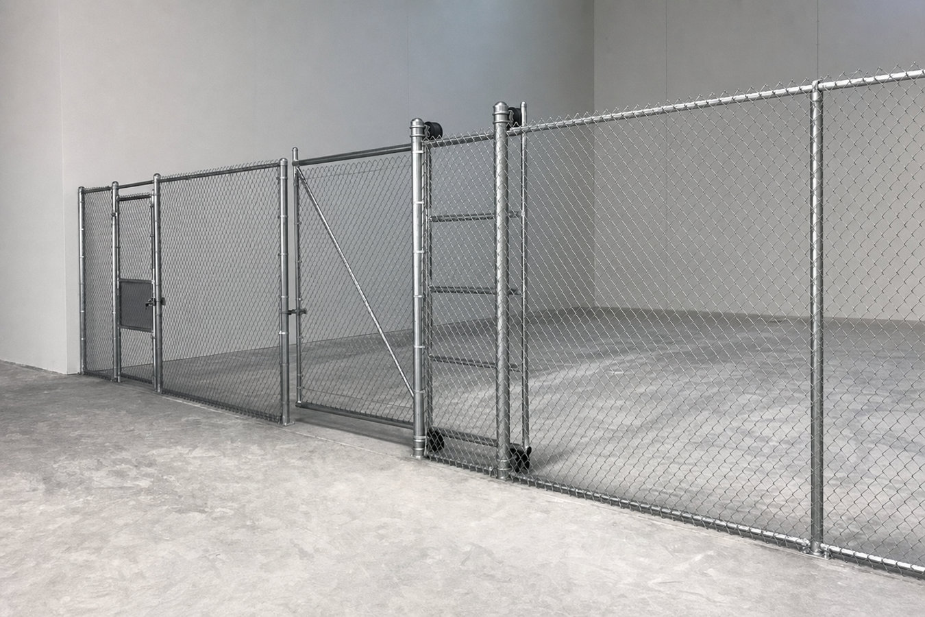 Commercial fence installation
